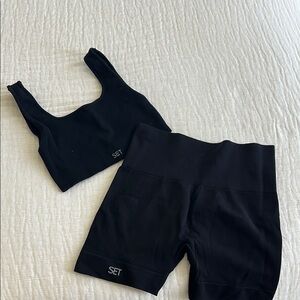 SET Active Black Sports Bra and Shorts S